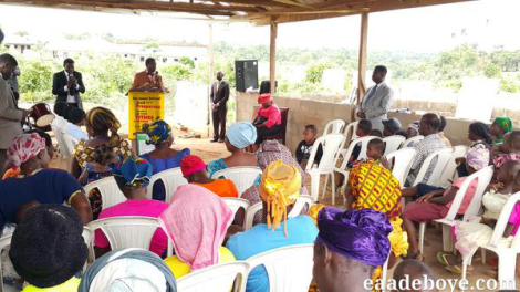 PHOTOS: SEE THE SMALL CHURCH PASTOR ADEBOYE & WIFE WORSHIPED ON SUNDAY. 2