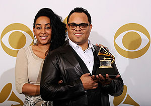 Israel Houghton officially divorces his wife of 20 years. 2