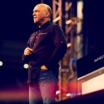 GREG LAURIE SET TO MOUNT PULPIT AFTER COVID-19 TEST