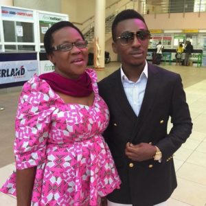 FRANK EDWARDS DEDICATES SONG FOR HIS MUM ON MOTHER'S DAY CELEBRATION 2