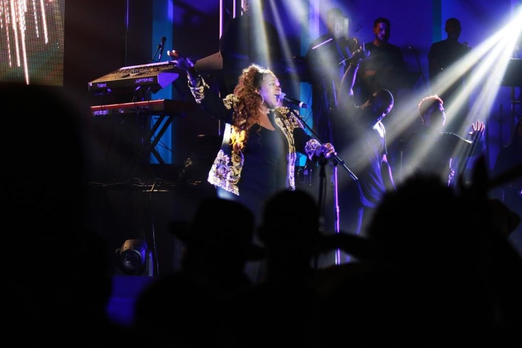 Photos: Kierra Sheard hosts live recording for self-titled album, Kierra. 4