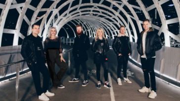PLANETSHAKERS- 'ALL I CAN SAY(THANK YOU)' VIDEO